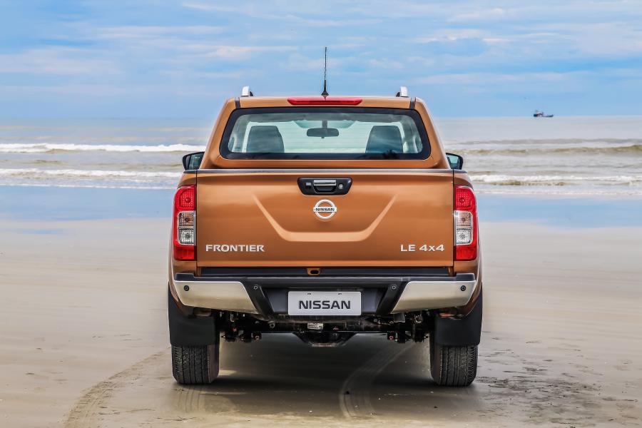  Nissan Frontier Double Cab 2016 года  (BR) (фото 9 из 40)